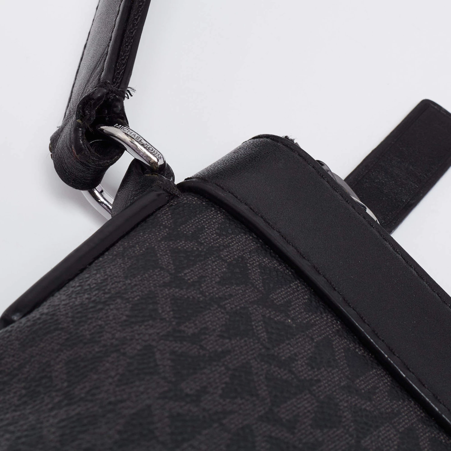 Michael Kors Black Signature Coated Canvas And Leather Greyson Messenger Bag For Men - Image 6