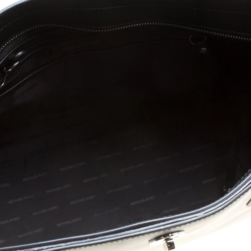 Michael Kors Black Leather Large Rivington Studded Tote For Women - Image 6