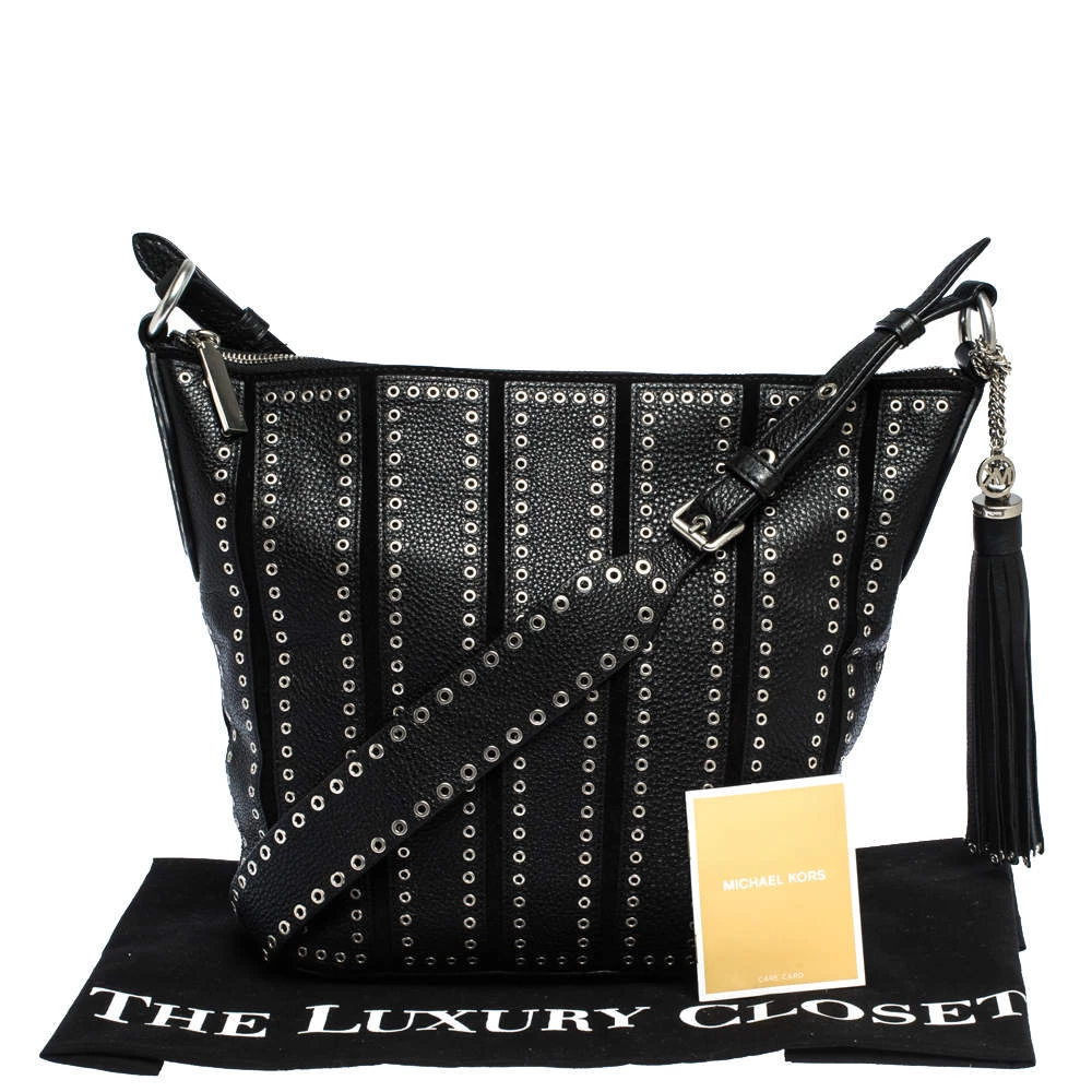Michael Kors Black Leather Brooklyn Grommet Shoulder Bag For Women - Image 9