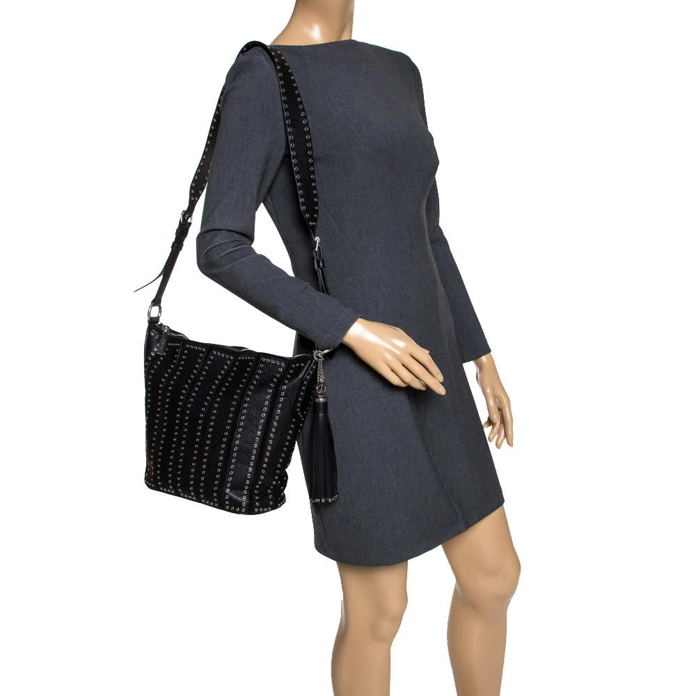 Michael Kors Black Leather Brooklyn Grommet Shoulder Bag For Women - Image 2