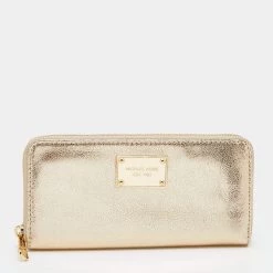 Michael Kors Gold Leather Jet Set Zip Around Wallet For Women