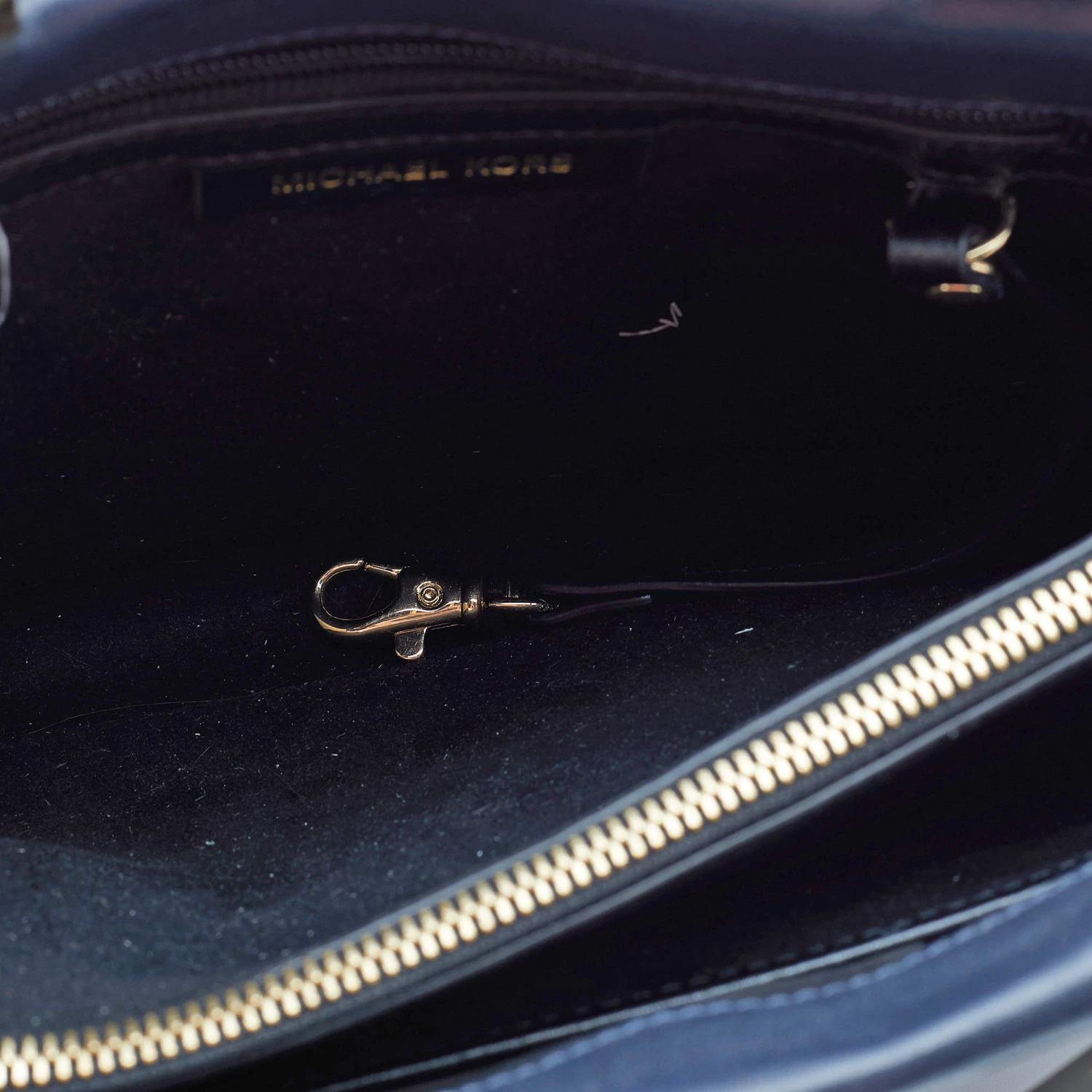 Michael Kors Navy Blue/Black Leather Small Tatiana Satchel For Women - Image 7