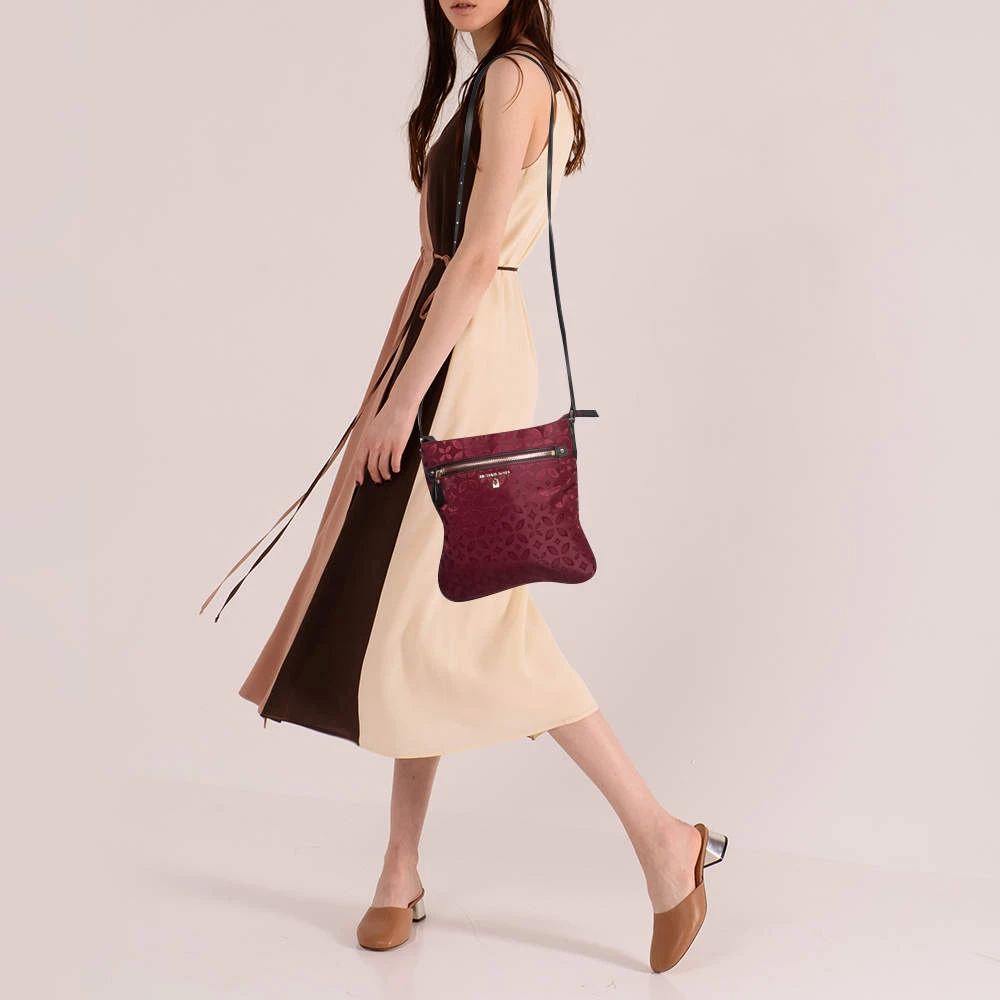 Michael Kors Plum Floral Nylon Large Kelsey Messenger Bag For Women - Image 2