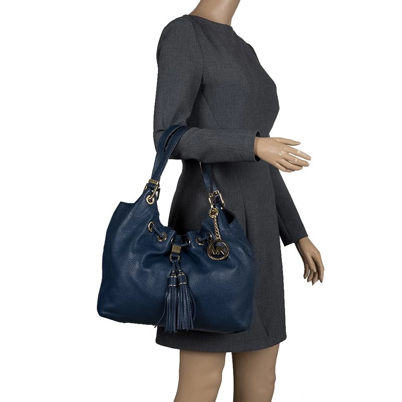 Michael Kors Navy Blue Leather Camden Drawstring Hobo For Women - Image 2