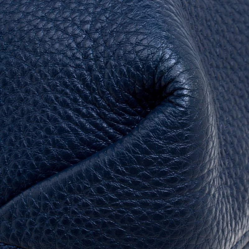 Michael Kors Navy Blue Leather Camden Drawstring Hobo For Women - Image 12