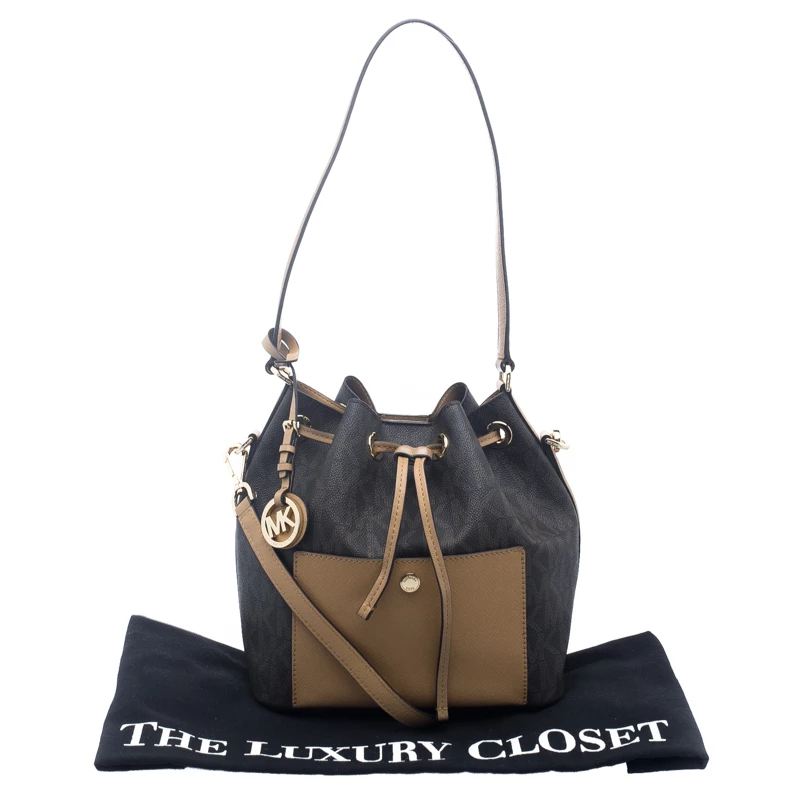 Michael Kors Brown Coated Canvas Medium Greenwich Bucket Bag For Women - Image 8