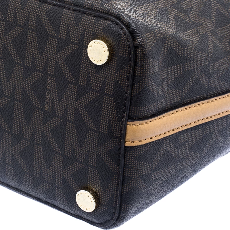 Michael Kors Brown Coated Canvas Medium Greenwich Bucket Bag For Women - Image 10