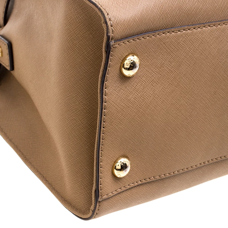 Michael Kors Brown Leather East West Hamilton Tote For Women - Image 10