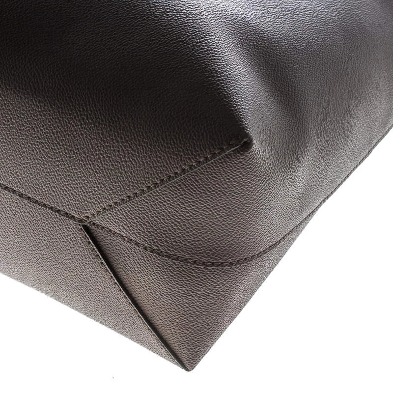 Michael Kors Dark Beige Leather Large Hayley Convertible Tote For Women - Image 11