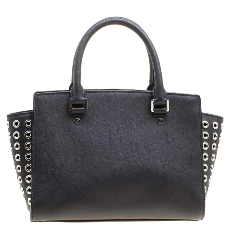 Michael Michael Kors Black Leather Medium Selma Eyelet Top Handle Bag For Women - Image 4