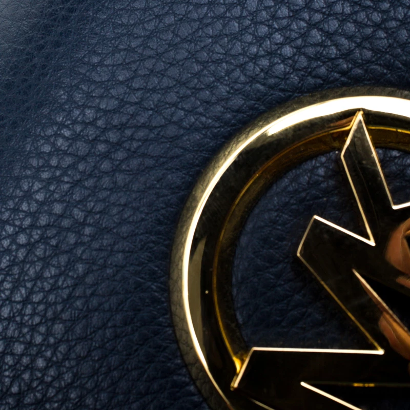 Michael Kors Blue Leather Hudson Crossbody Bag For Women - Image 5