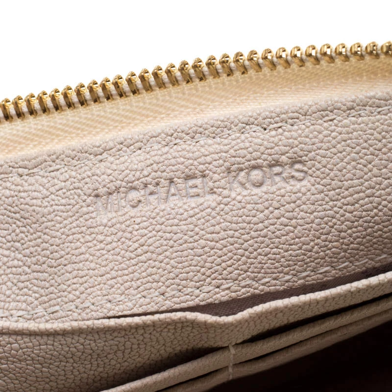Michael Kors Off White Leather Jet Set Continental Wallet For Women - Image 7