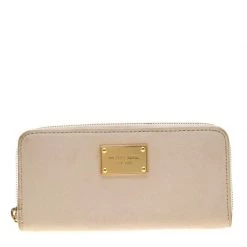 Michael Kors Off White Leather Jet Set Continental Wallet For Women
