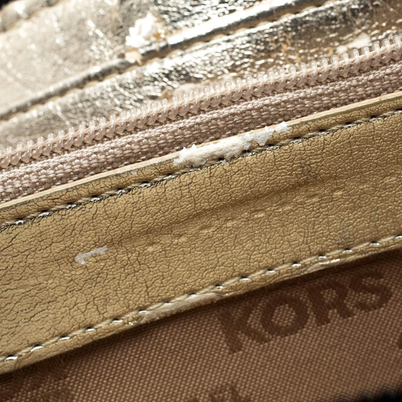 Michael Kors Black Signature Canvas Zip Around Wallet For Women - Image 10