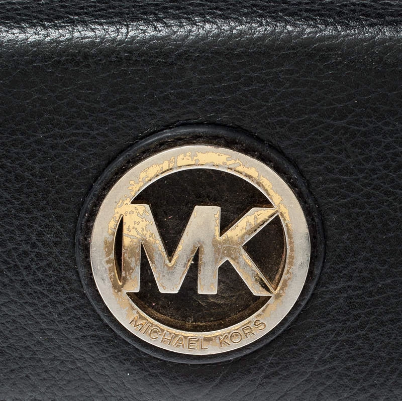 Michael Kors Black Leather Fulton Wallet For Women - Image 5