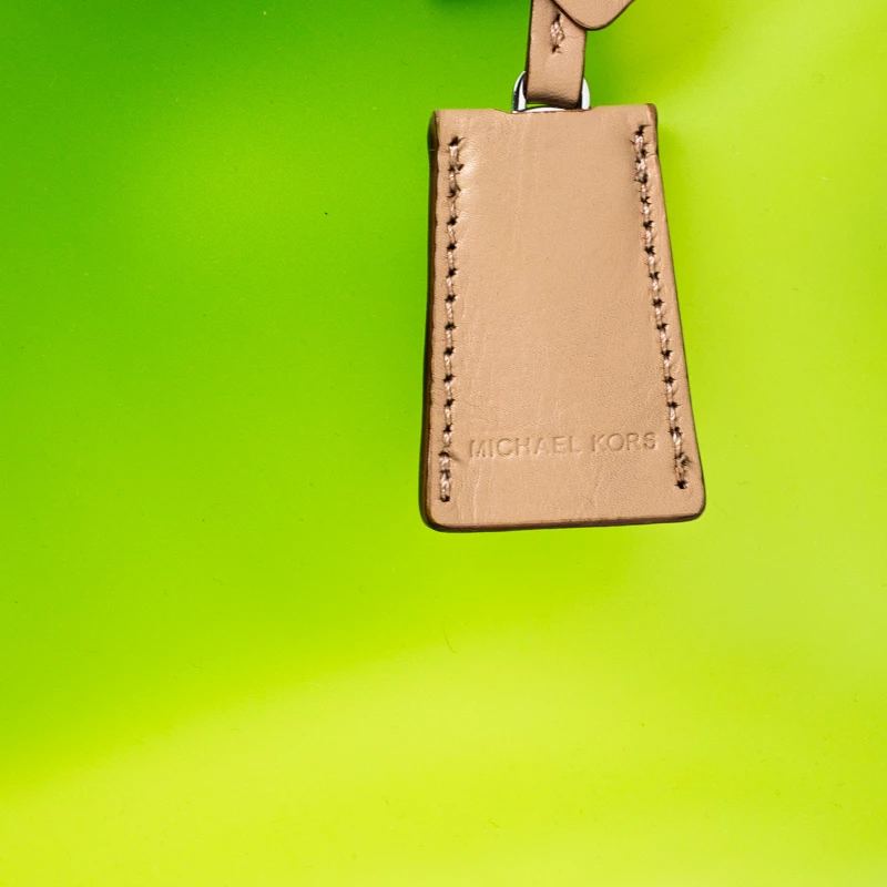 Michael Kors Neon Green PVC And Leather Frosted Hamilton Jelly Tote For Women - Image 5