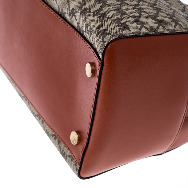 Michael Kors Beige/Orange Signature Coated Canvas And Leather Medium Mercer Duffel Bag For Women - Image 11