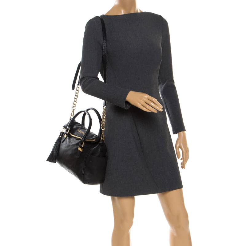 Michael Kors Black Leather Bedford Tassel Shoulder Bag For Women - Image 2