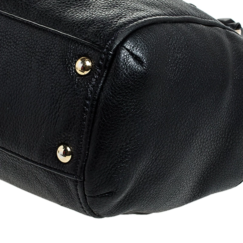 Michael Kors Black Leather Bedford Tassel Shoulder Bag For Women - Image 12