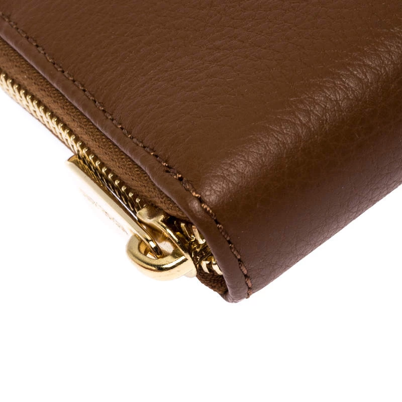 Michael Kors Brown Leather Bedford Continental Wallet For Women - Image 9