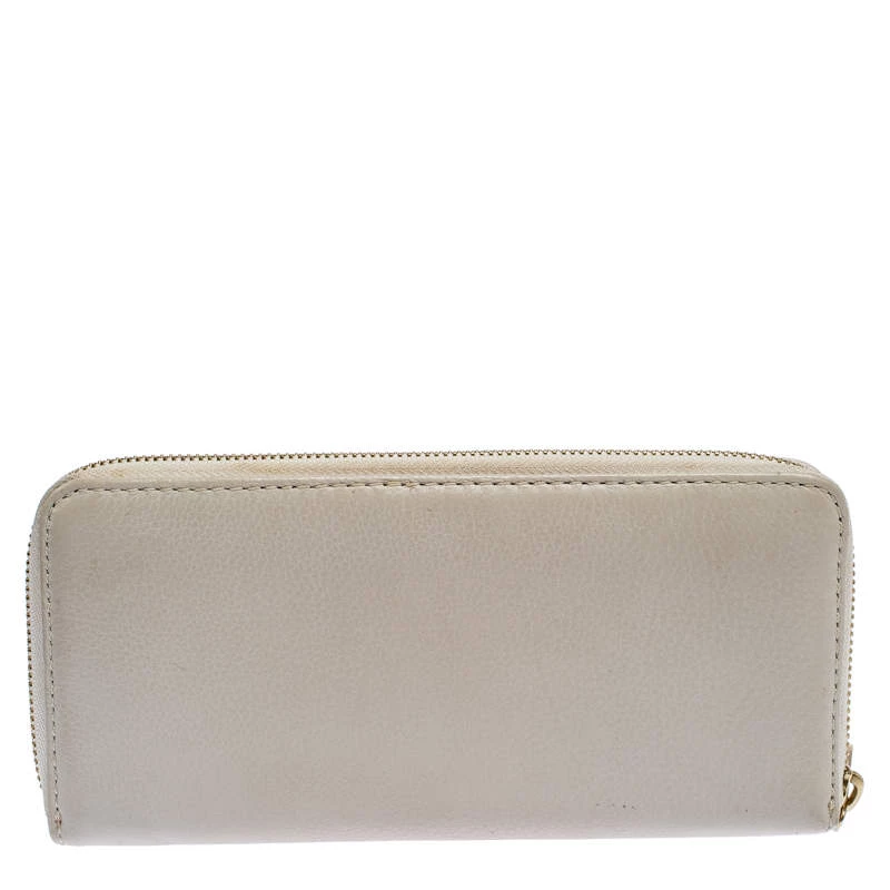 Michael Kors Off White Leather Jet Set Zip Around Wallet For Women - Image 4