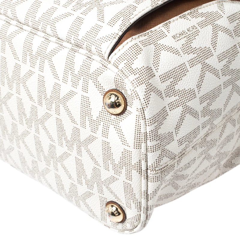 Michael Kors Off White Signature Coated Canvas Jet Set Snap Pocket Tote For Women - Image 11