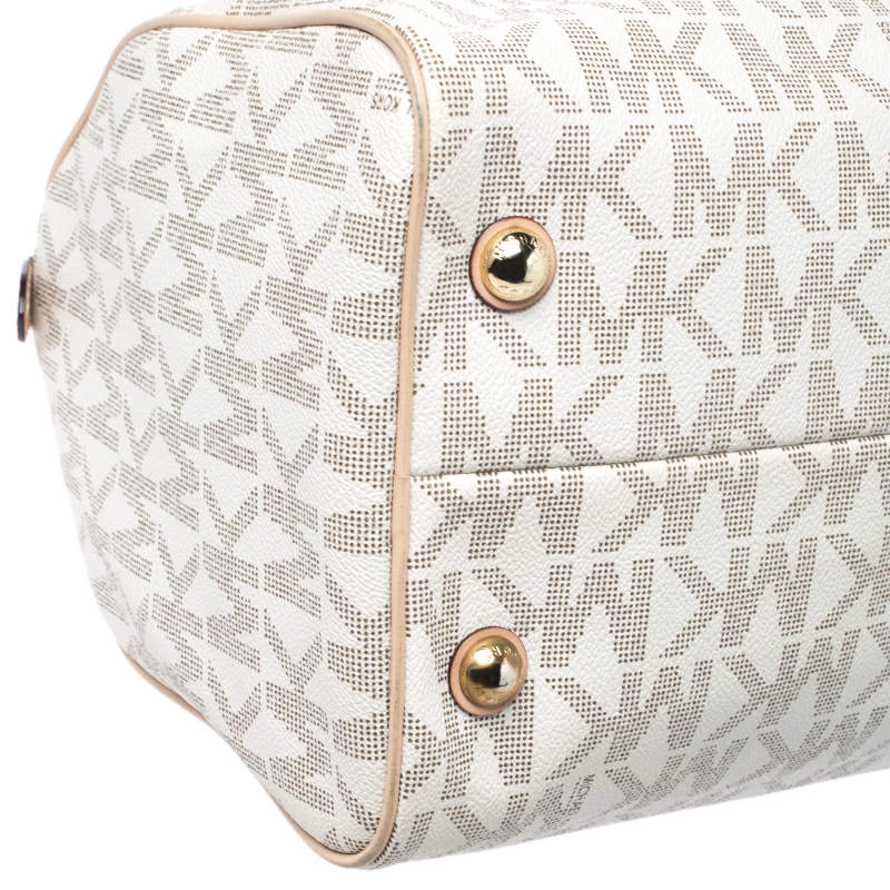 MICHAEL Michael Kors Ivory/Beige Signature Coated Canvas And Leather Grayson Boston Bag For Women - Image 10