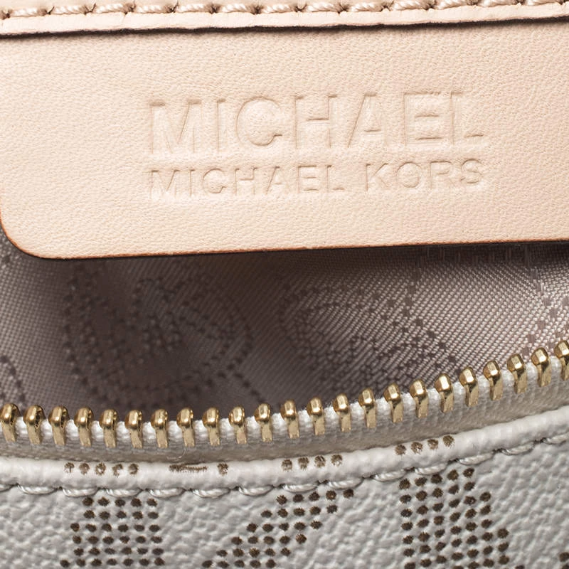 MICHAEL Michael Kors Ivory/Beige Signature Coated Canvas And Leather Grayson Boston Bag For Women - Image 8