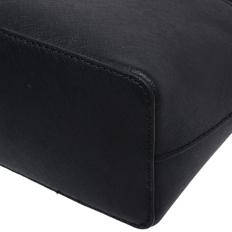 Michael Kors Black Leather Medium Dome Crossbody Bag For Women - Image 12