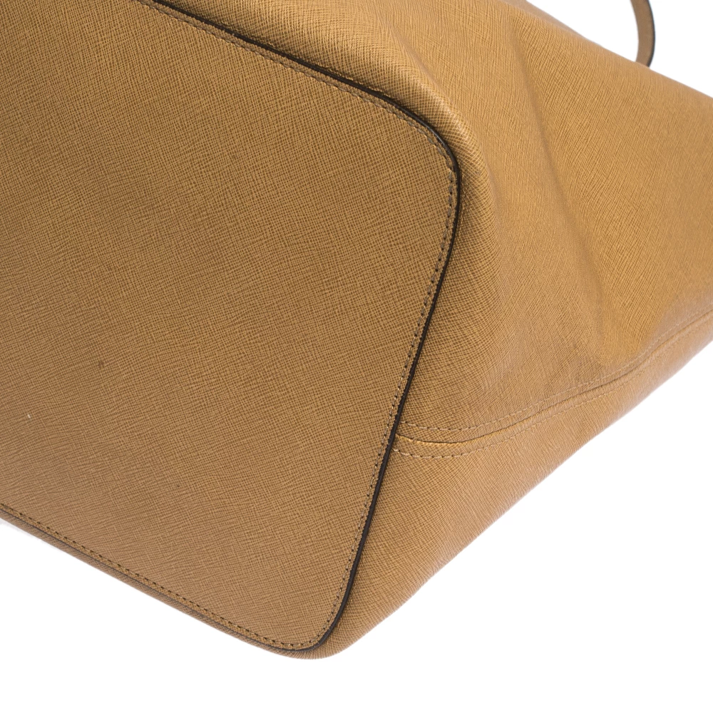 Michael Kors Tan Leather Jet Set Travel Tote For Women - Image 10