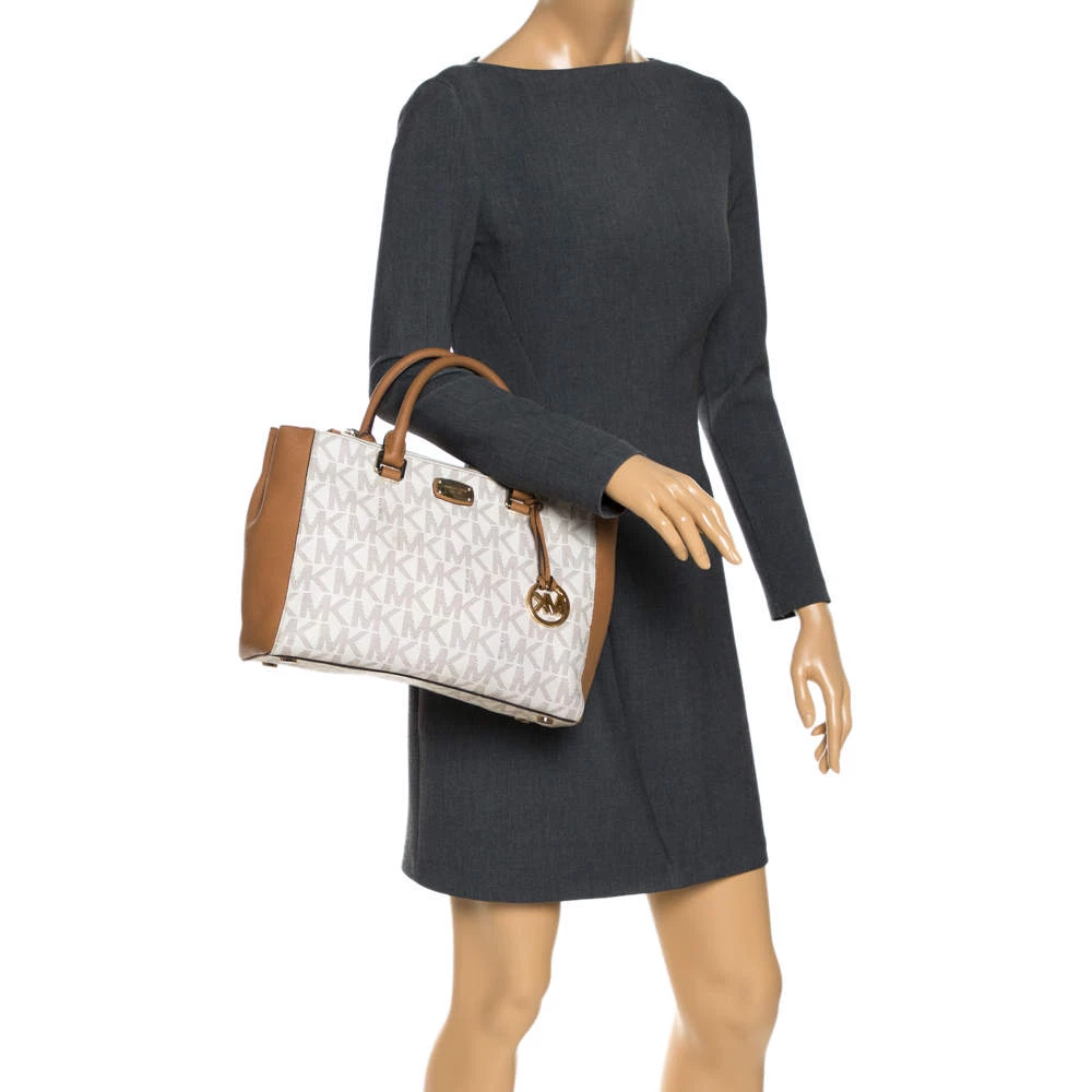 MICHAEL Michael Kors Beige/Tan Monogram Coated Canvas And Leather Tote For Women - Image 2