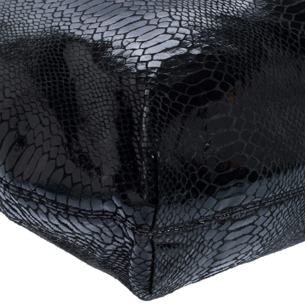 Michael Kors Black Python Effect Patent Leather And Suede Chain Shoulder Bag For Women - Image 10