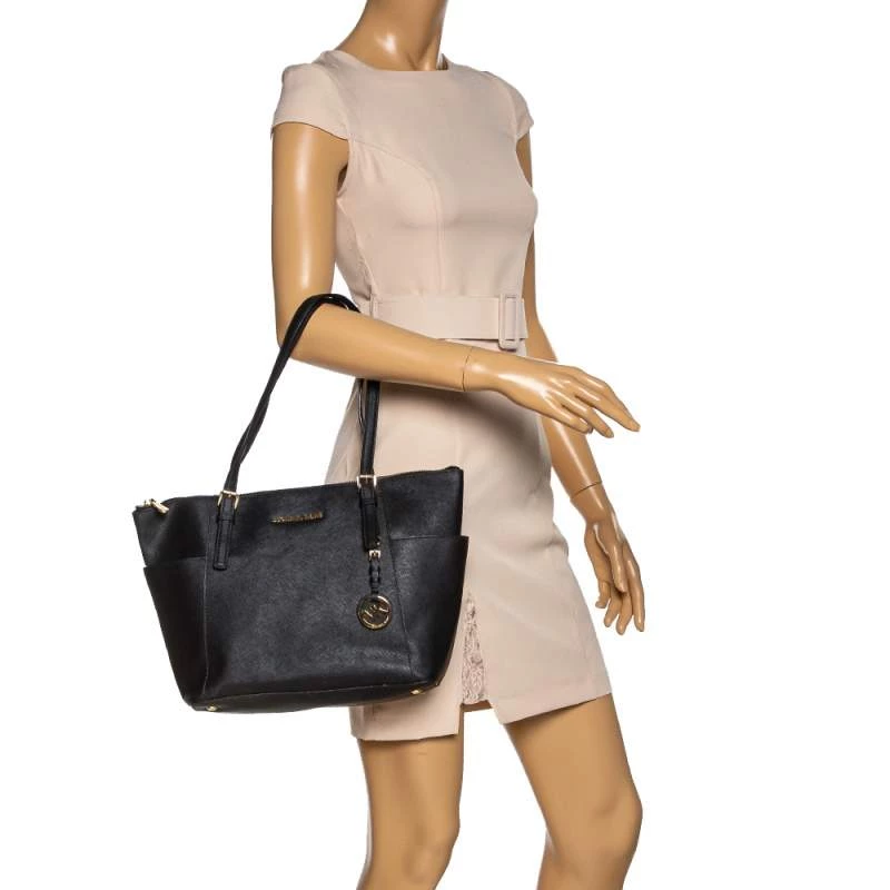 Michael Michael Kors Black Leather Medium Jet Set Top Zip Tote For Women - Image 2