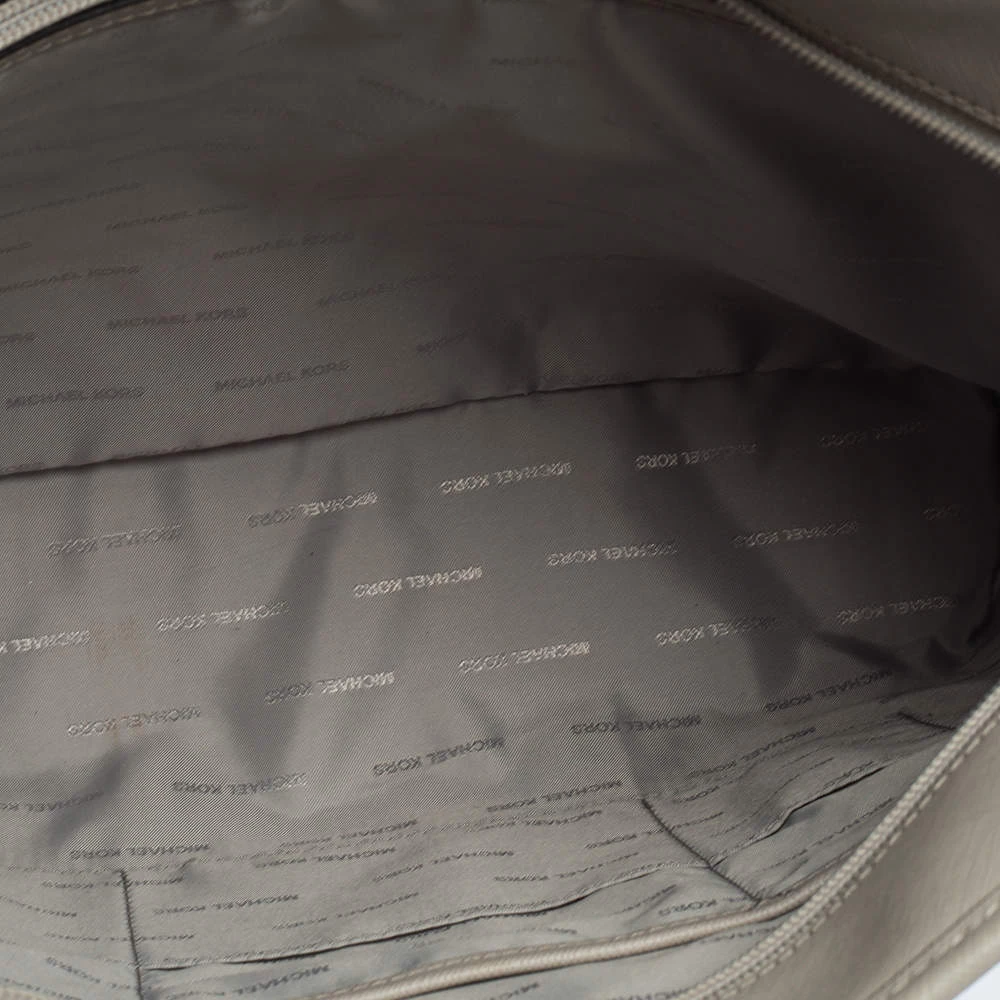 Michael Kors Grey Leather Jet Set Snap Pocket Tote For Women - Image 8
