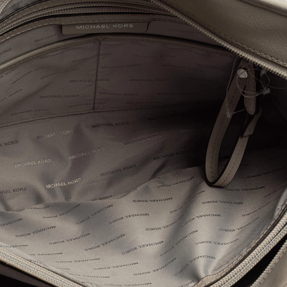 Michael Kors Grey Leather Jet Set Snap Pocket Tote For Women - Image 9