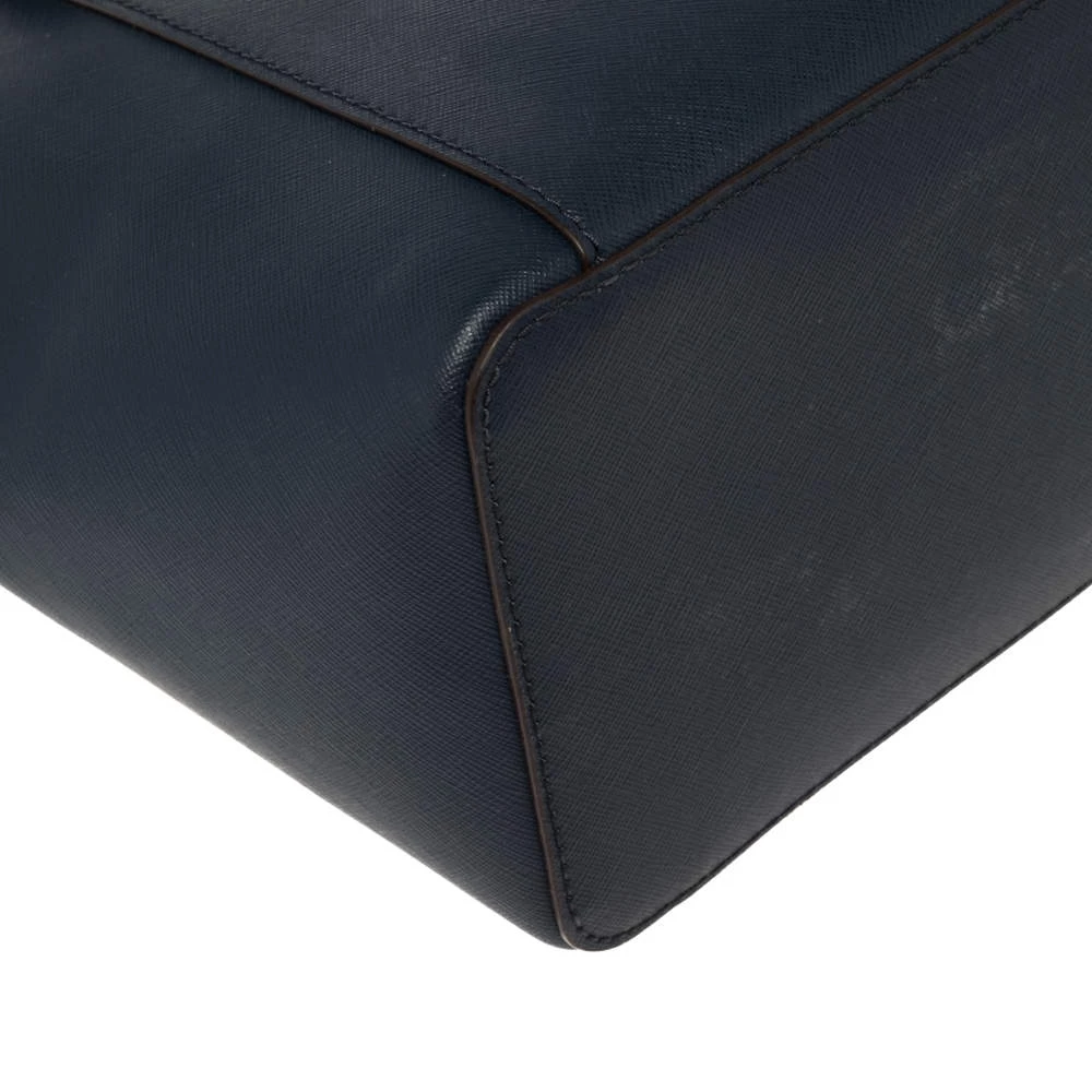 Michael Kors Blue Leather Large Voyager East/West Top Zip Tote For Women - Image 12