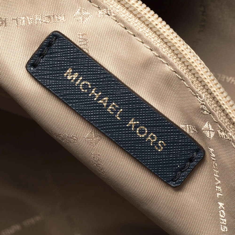 Michael Kors Blue Leather Large Voyager East/West Top Zip Tote For Women - Image 10