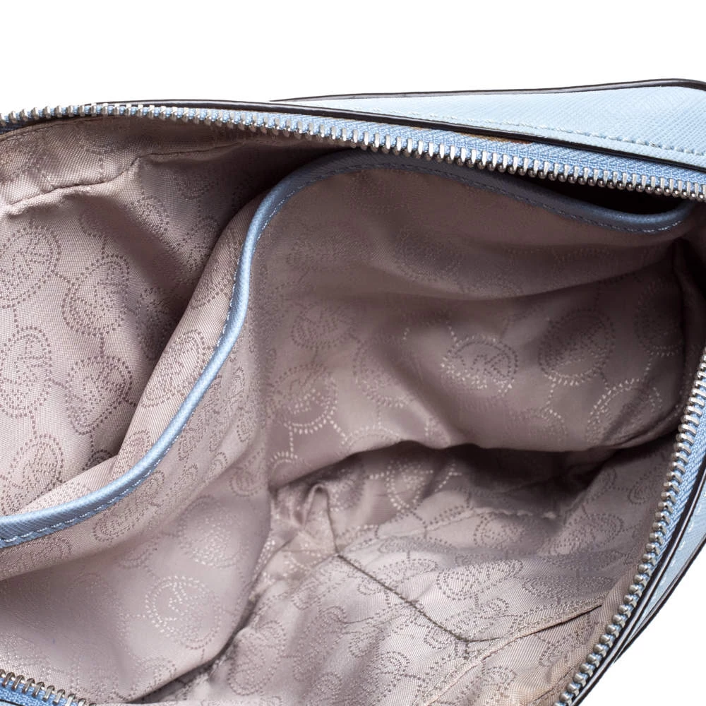 Michael Kors Powder Blue Leather Jet Set Crossbody Bag For Women - Image 9