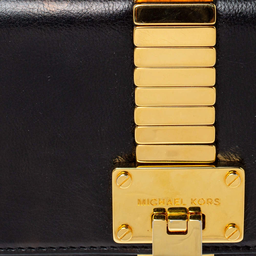 Michael Kors Black Leather Hadley Clutch For Women - Image 5