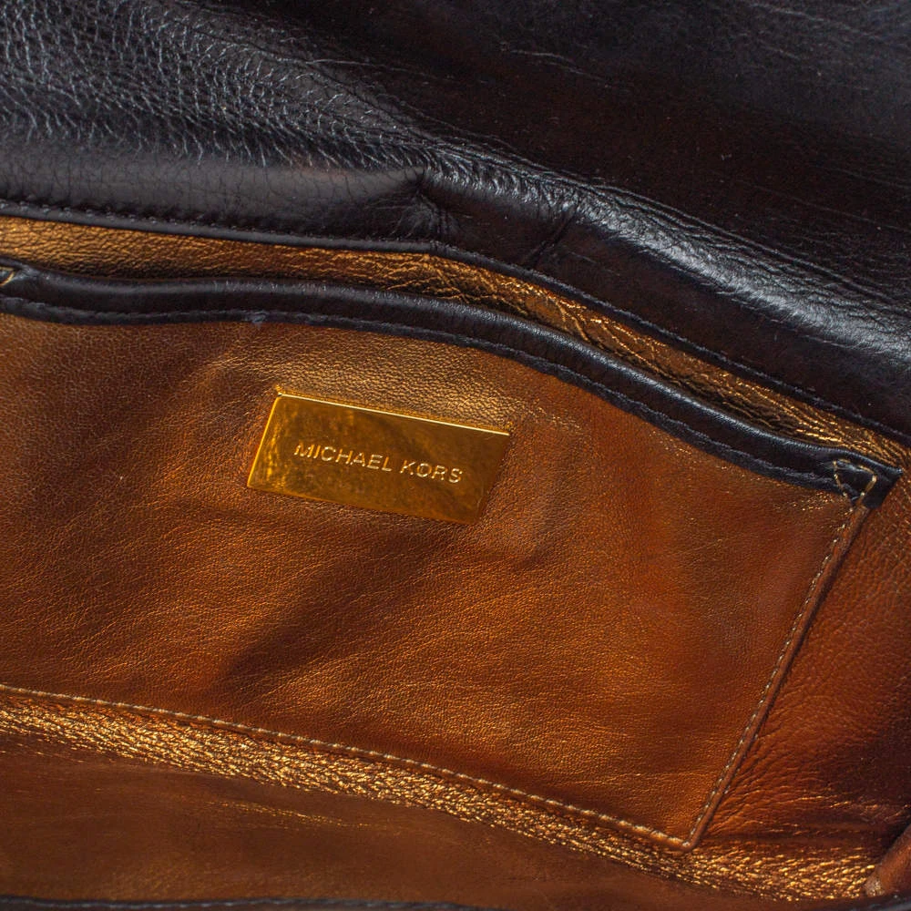 Michael Kors Black Leather Hadley Clutch For Women - Image 2