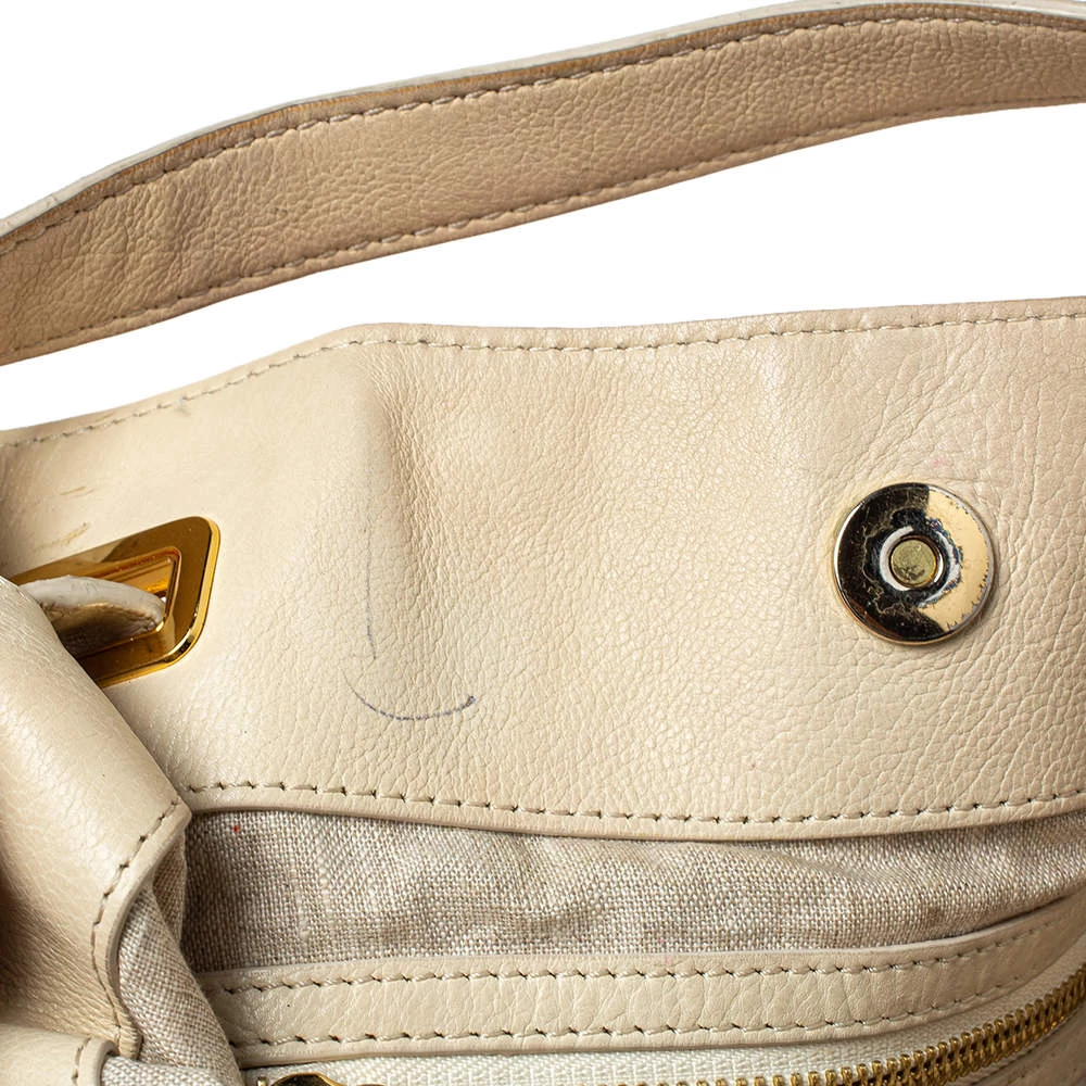 Michael Kors Cream Leather Buckle Side Pocket Shoulder Bag For Women - Image 9