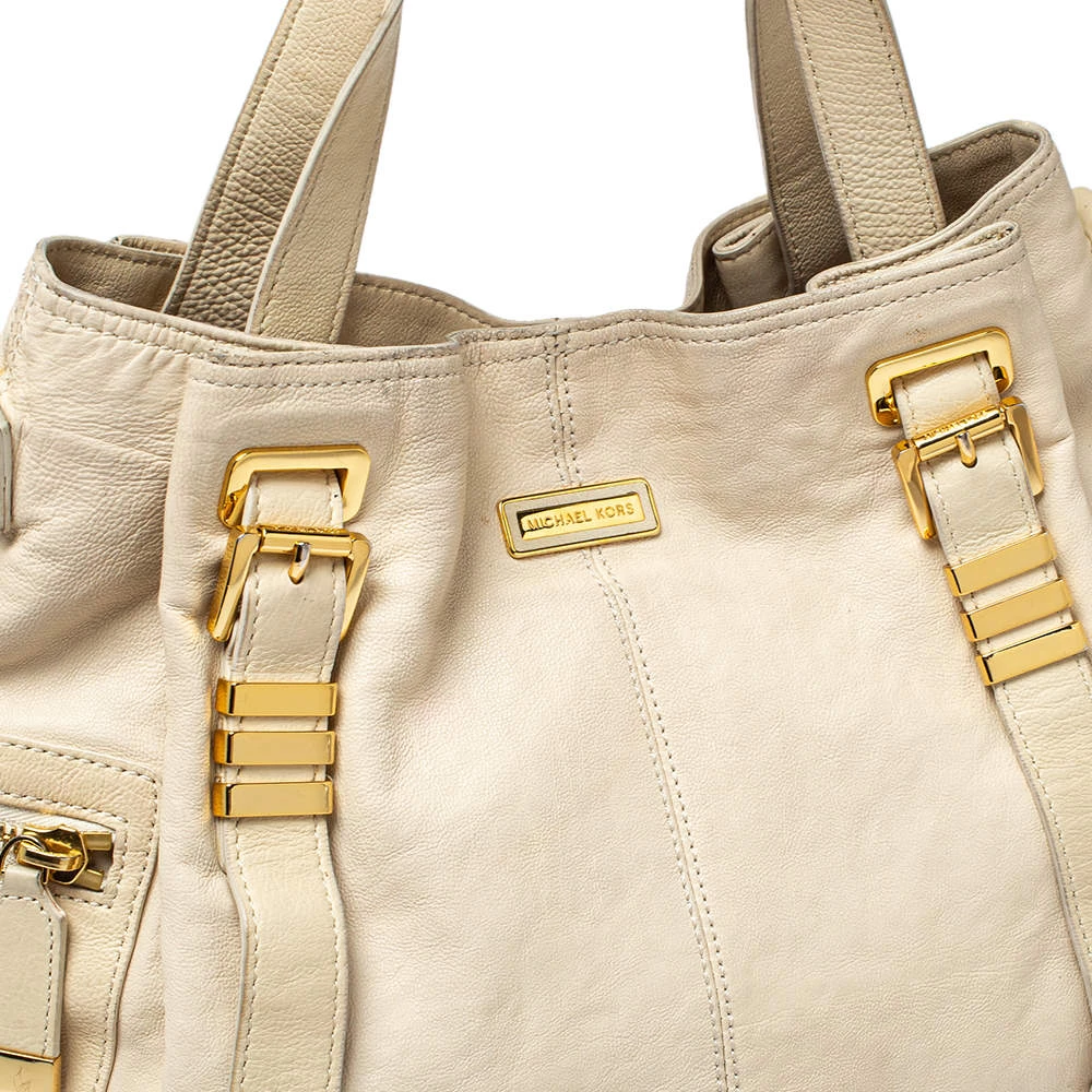 Michael Kors Cream Leather Buckle Side Pocket Shoulder Bag For Women - Image 5