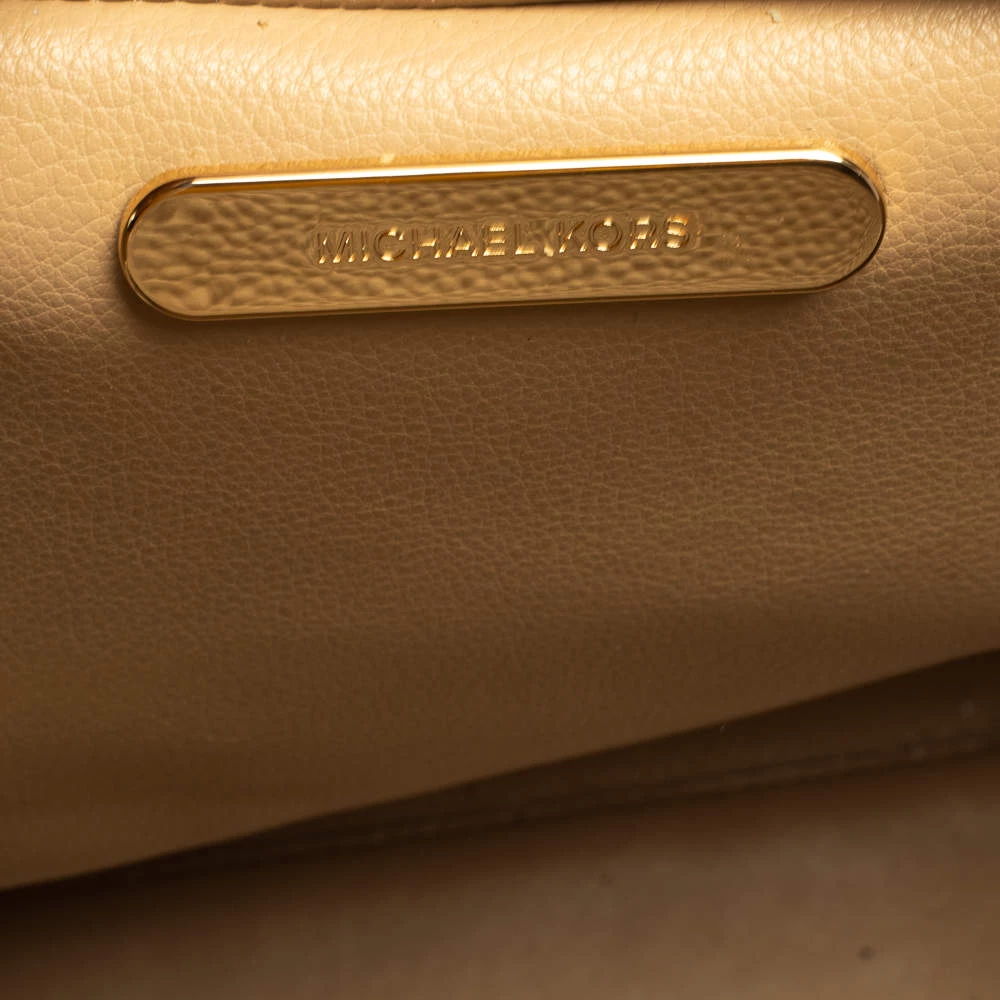 Michael Kors Beige/White Leather Kimberly Tote For Women - Image 13