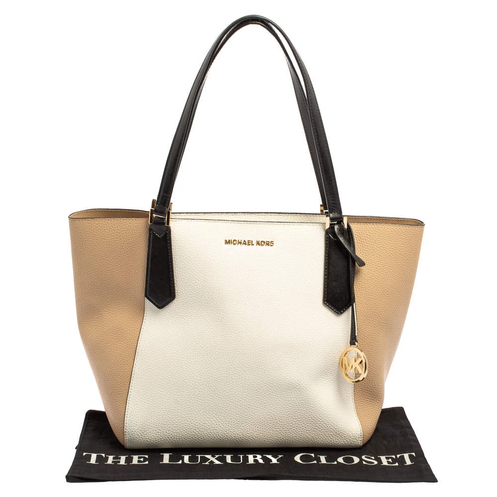 Michael Kors Beige/White Leather Kimberly Tote For Women - Image 14