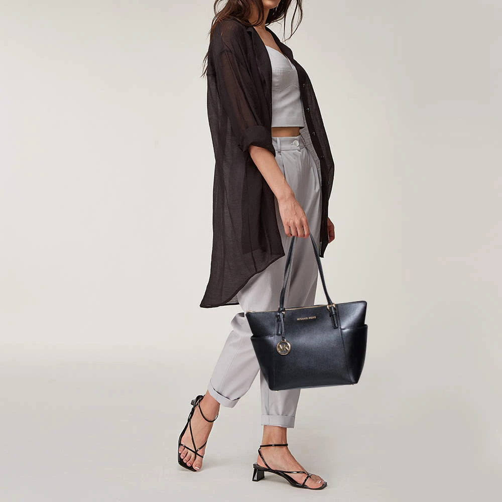 Michael Kors Black Leather Medium Jet Set Top Zip Tote For Women - Image 2