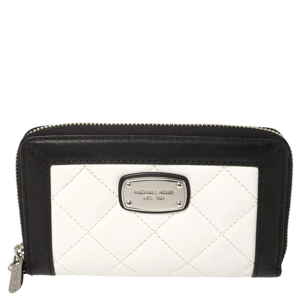 Michael Kors White/Black Quilted Leather Wristlet Wallet For Women