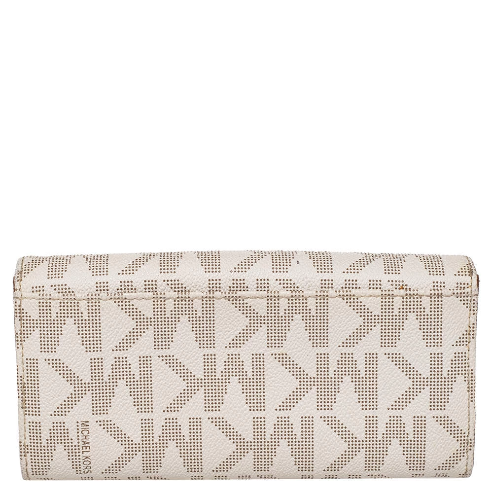 Michael Kors White Signature Canvas Fulton Wallet For Women - Image 4