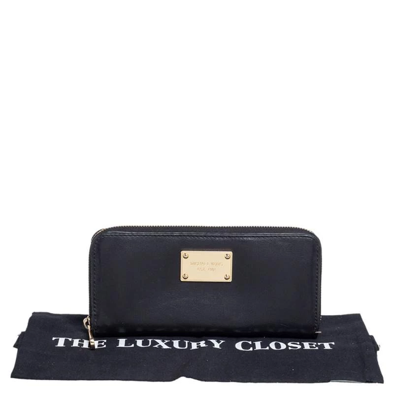 Michael Kors Black Leather Zip Around Wallet For Women - Image 8