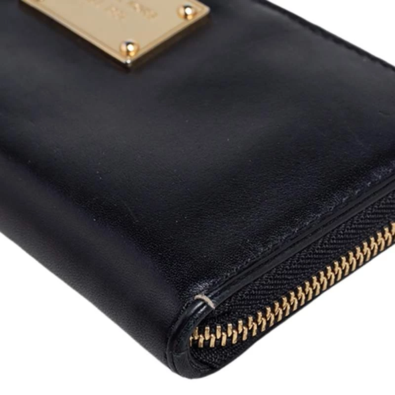 Michael Kors Black Leather Zip Around Wallet For Women - Image 10