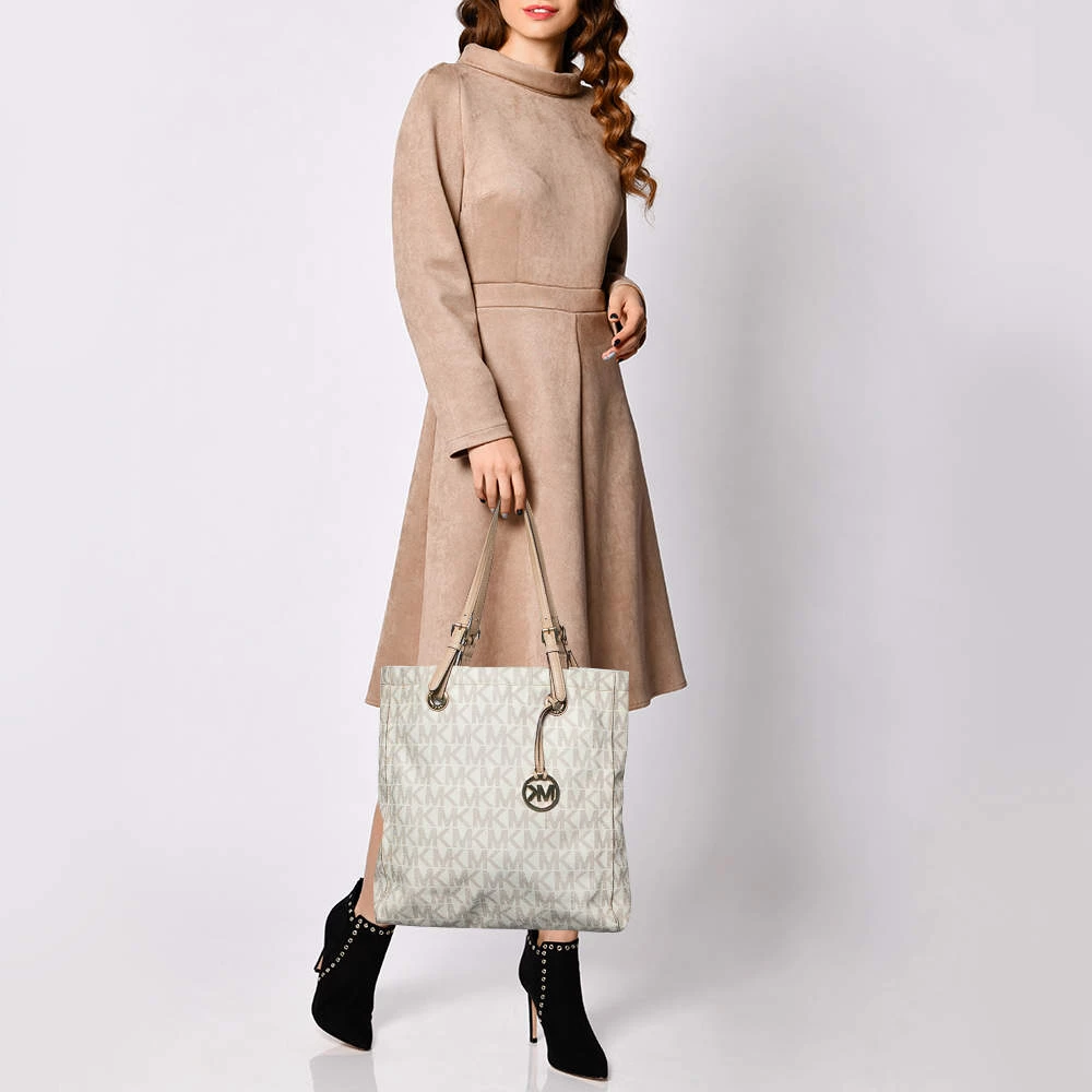 Michael Kors Off White Signature Canvas Jet Set North South Tote For Women - Image 2